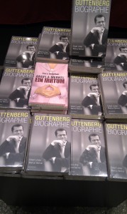 Schöne Zusammenstellung von Büchern in einer Buchhandlung in Siegen